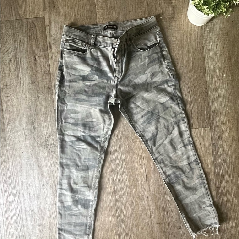Express Gray Camouflage Pants